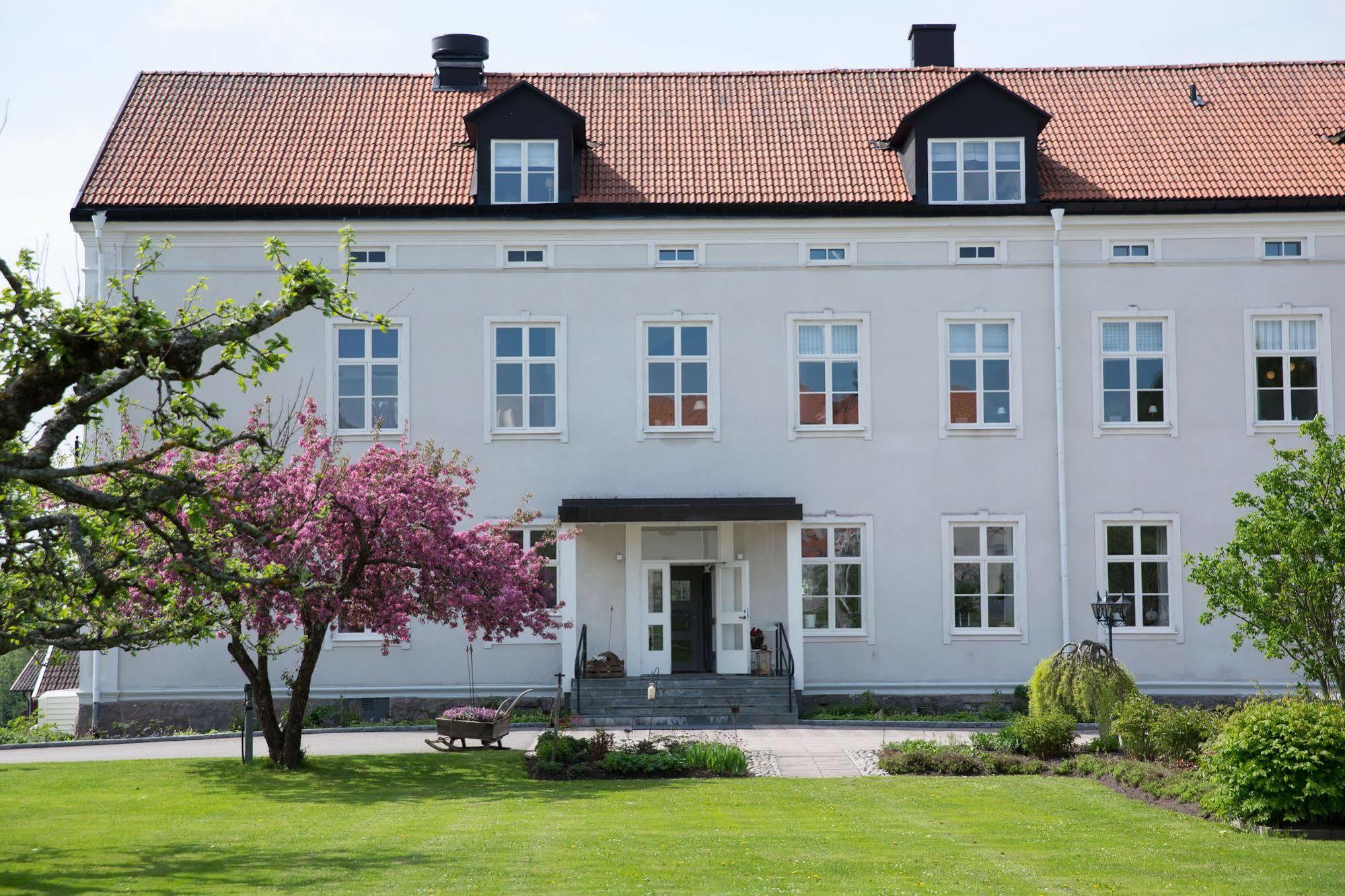 Basenberga Hotell & Konferens Vingaker Exterior photo